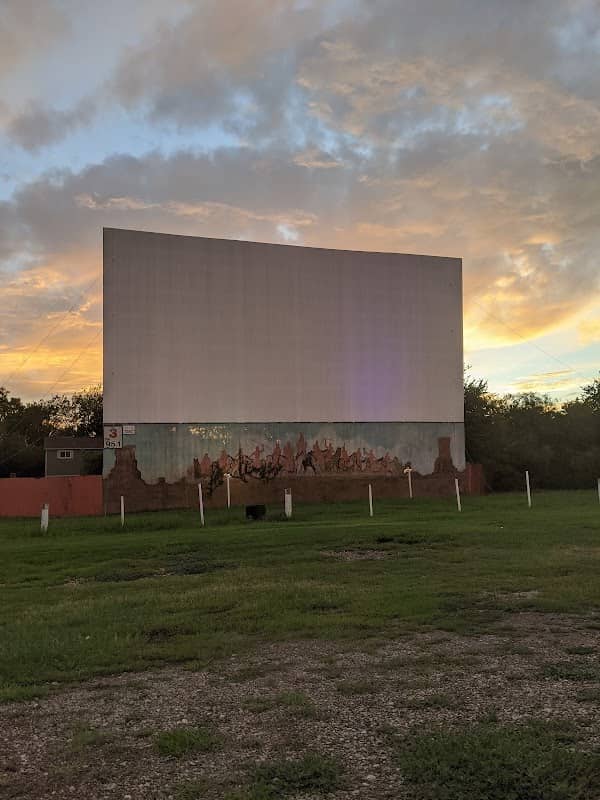 Galaxy Drive-In Movie Theatre - Image 1
