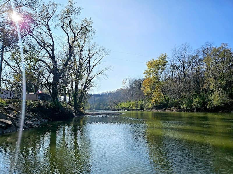 Kaskaskia River Campground - Image 2