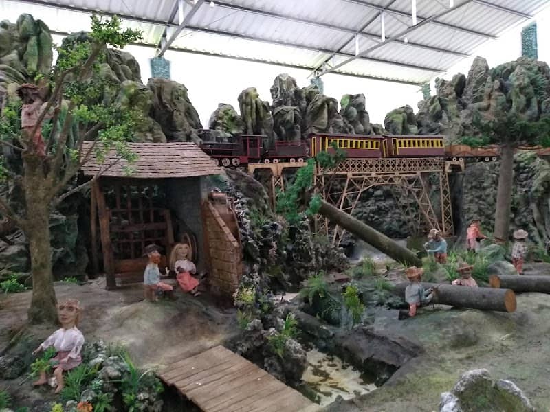 PARQUE TEMÁTICO HISGEOPAR - Image 1