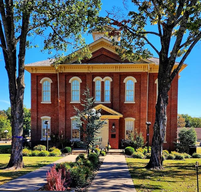 Cherokee National History Museum - Image 2