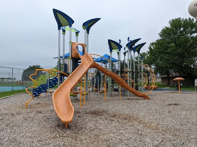 Lions Park - Image 1