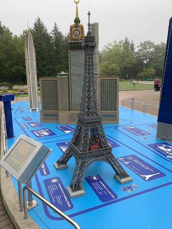 High Five (Miniland) - Image 1
