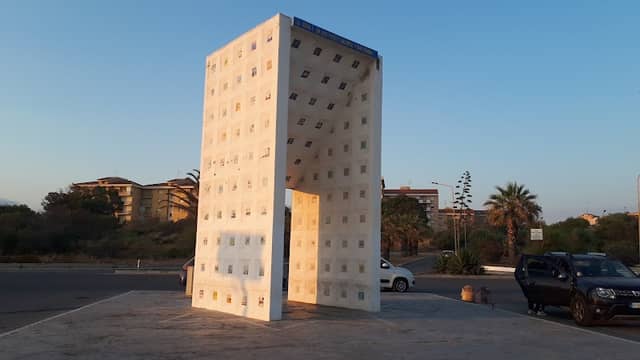 “Bab Al Bahr” - The Gate of Peace - Image 1