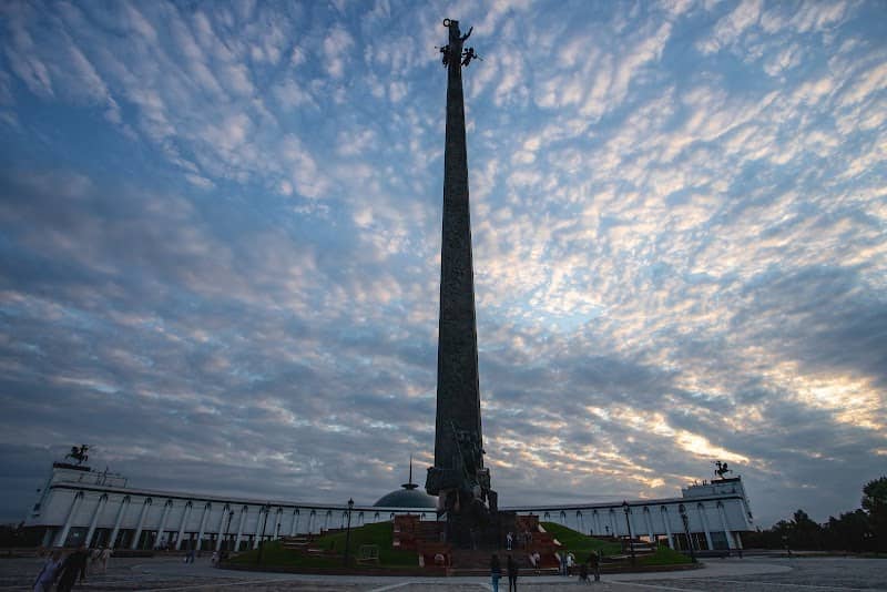 Monument Pobedy - Image 1