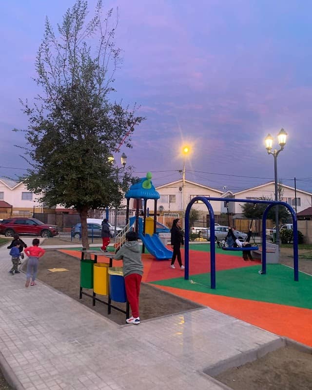 Plaza Los Álamos - Image 1