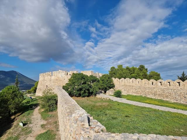Karababa Castle - Image 1