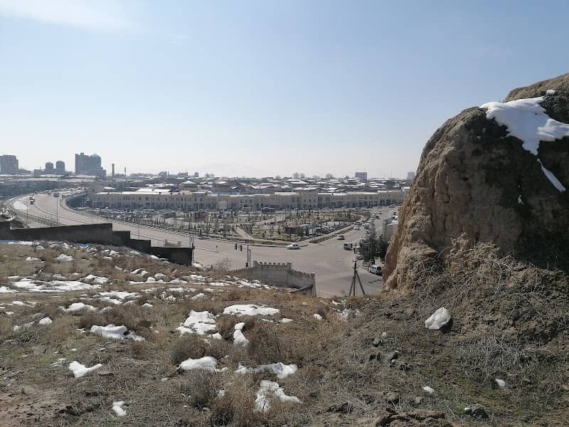 Ancient ruins of wall (Руины древних стен) - Image 2