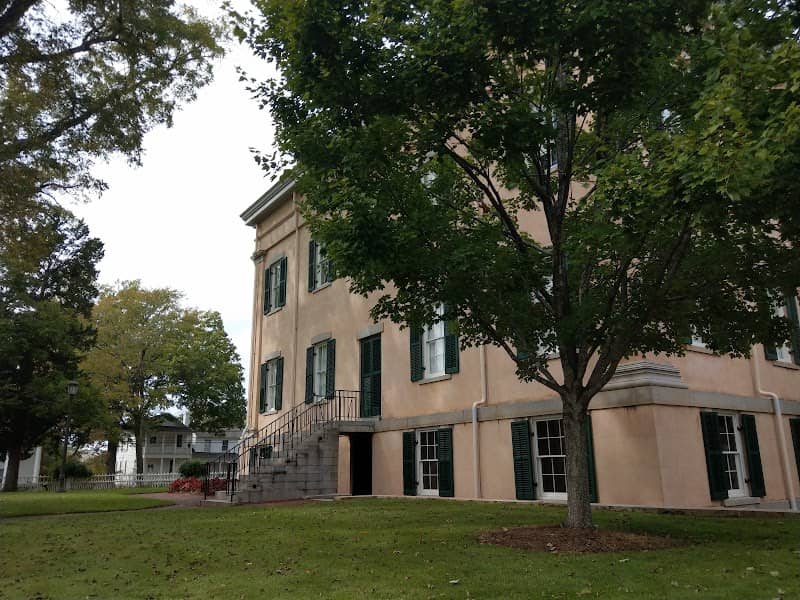 Georgia's Old Governor's Mansion - Image 1