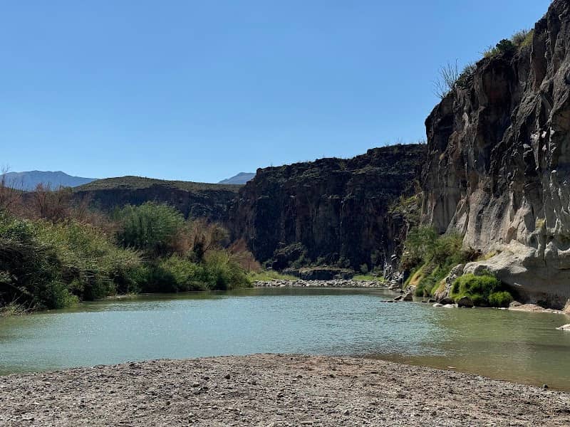 Colorado Canyon River Access - Image 2
