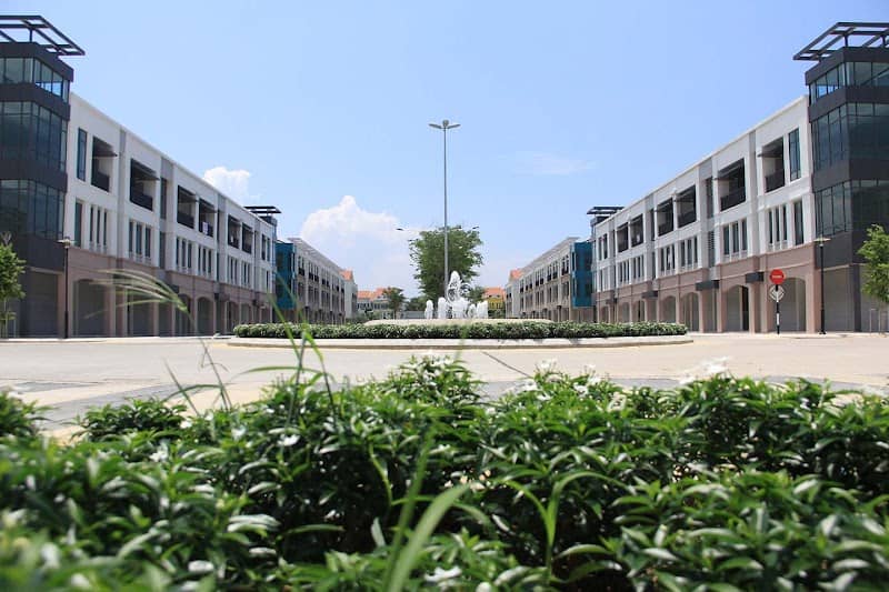 Marina Square II - Image 1