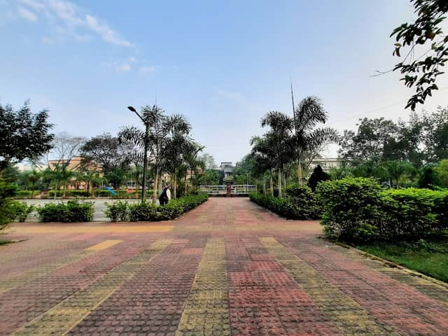 Diamond Park - Image 1