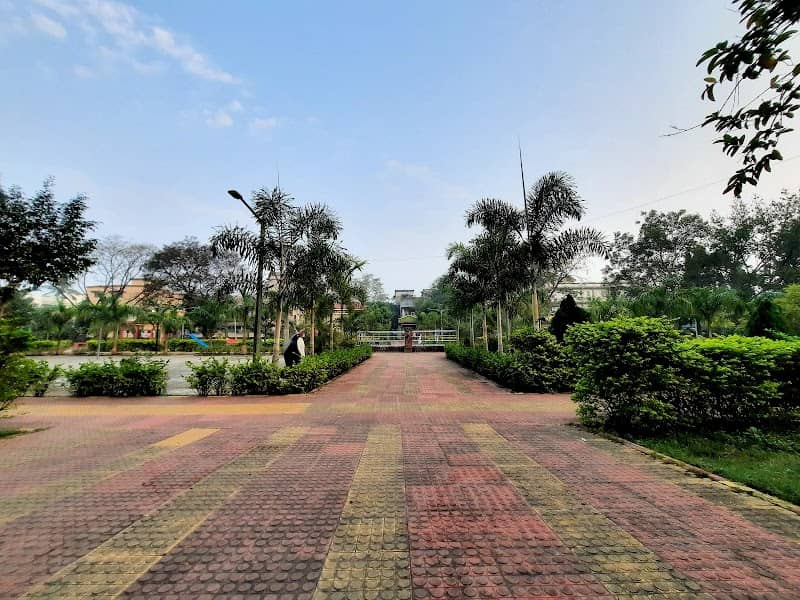 Diamond Park - Image 1