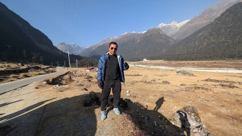 Yumthang Lovers Point (Jhoony) - Image 1