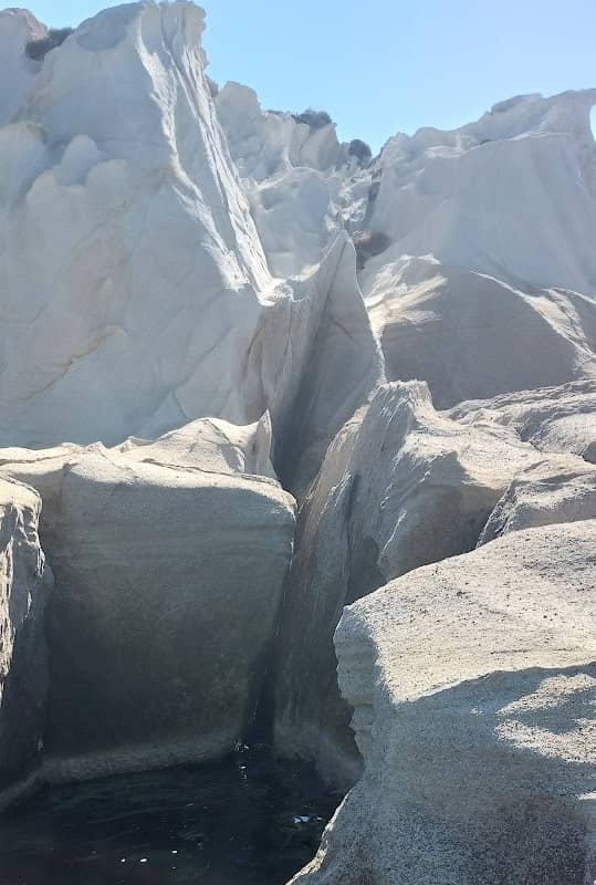 A Milos Vulva - Image 1
