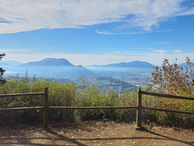 Mount Thom Summit Viewpoint - Image 1