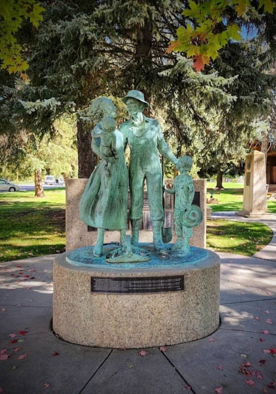Huntsville Square - Image 1