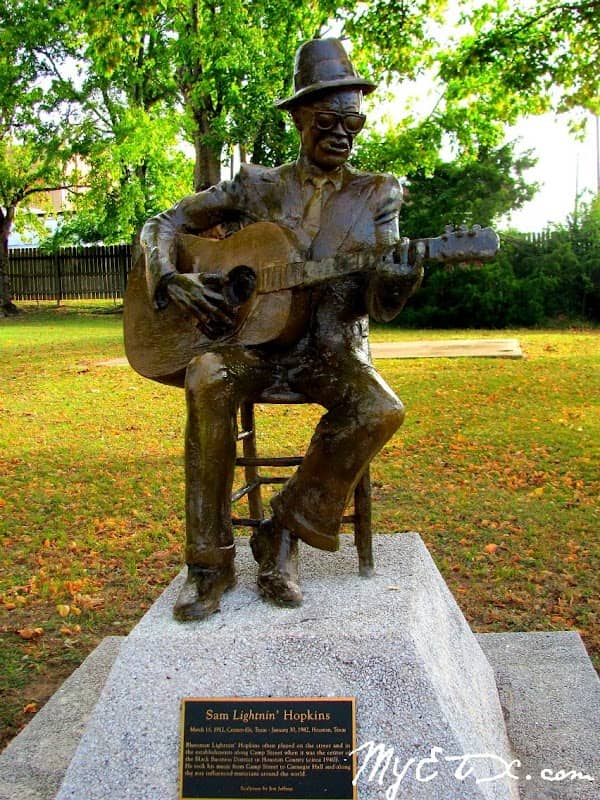 Lightnin' Hopkins Statue - Image 1