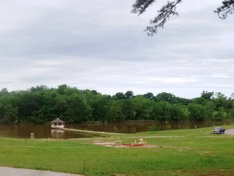 Lake Forest Park - Image 1