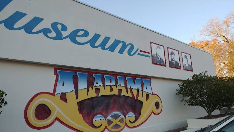 Alabama Fan Club And Museum - Image 2