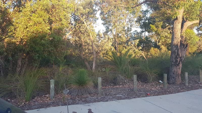 Huntington Park - Image 3