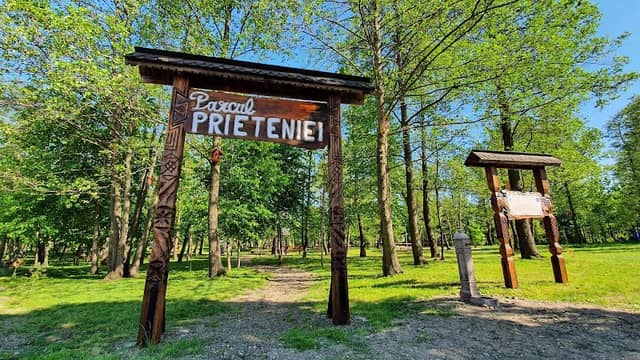 Parcul Prieteniei Bilca - Image 1