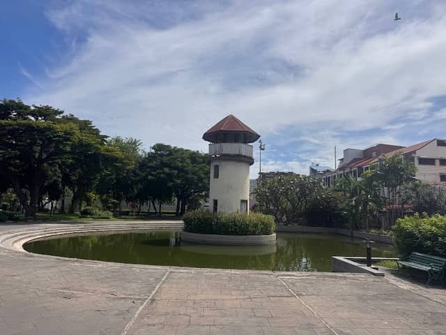 Romaneenart Park - Image 2