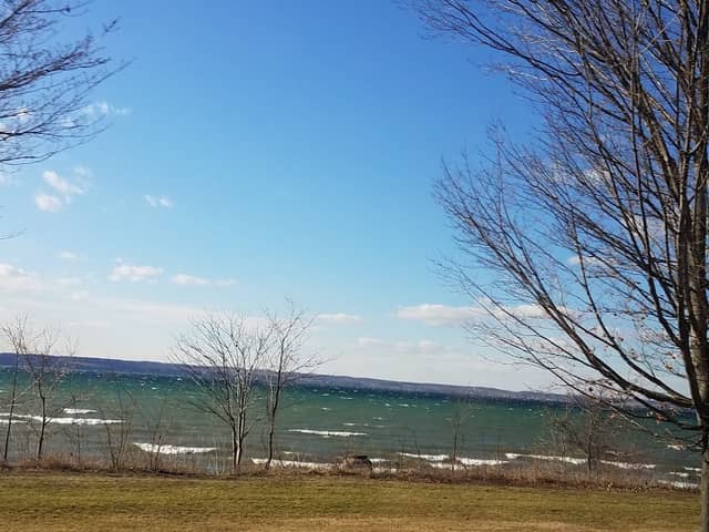 Lake Glass Beach - Image 1