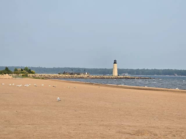 Van Cleve Park & Gladstone Beach - Image 1