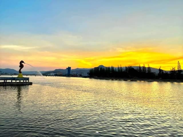 Kampong Bay Riverside - Image 2