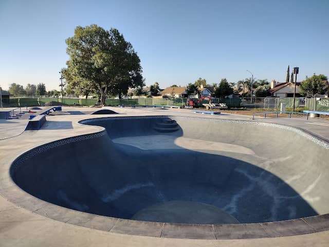 Paragon Park - Image 1