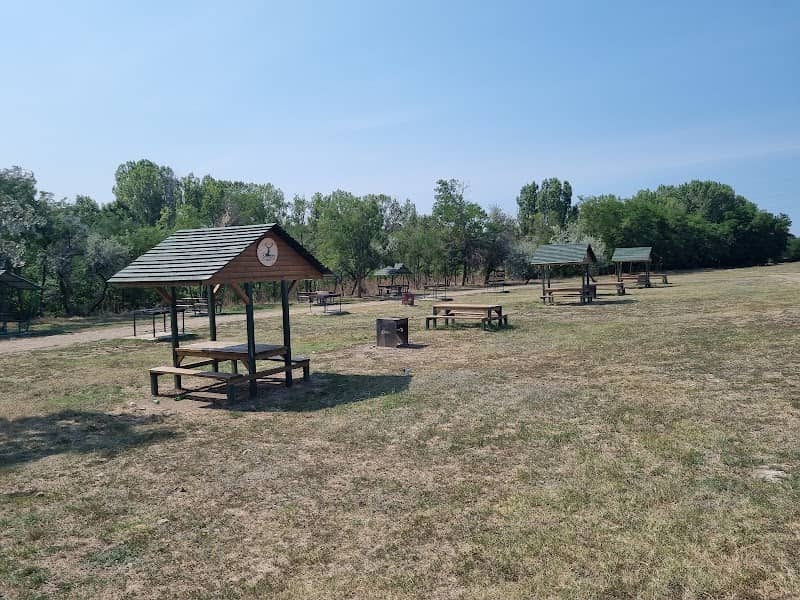 Zona grătare/picnic Cotu Negru - Image 1