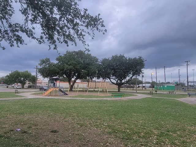 Falfurias City Park - Image 1