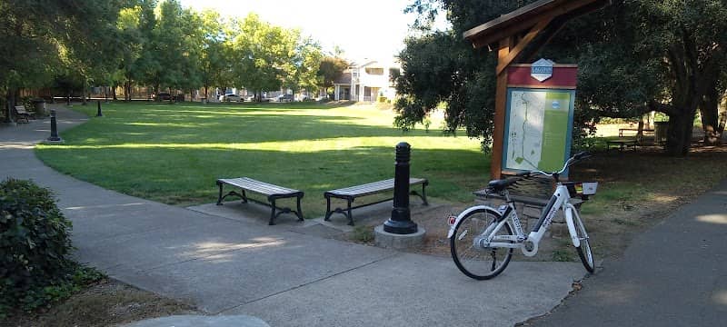 Lloyd & Prue Draper Park - Image 3