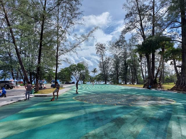 Surin beach skate park - Image 1