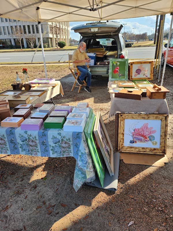 International City Farmer's Market - Image 2