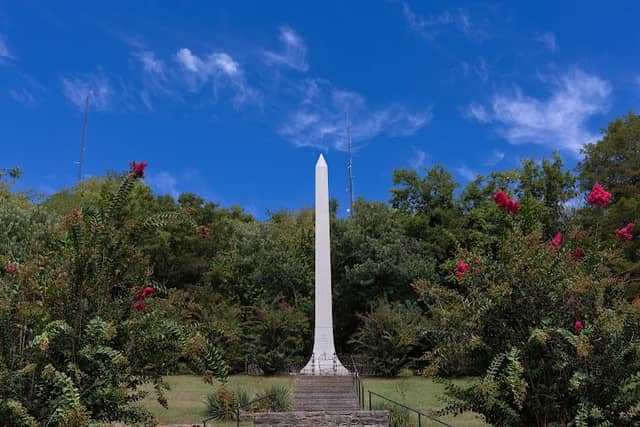 Pop Geers Memorial Park - Image 1