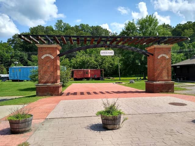 Betsy Ligon Park - Image 2