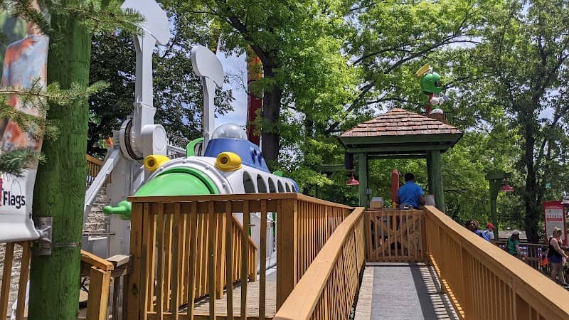 Marvin The Martian Camp Invasion - Image 2