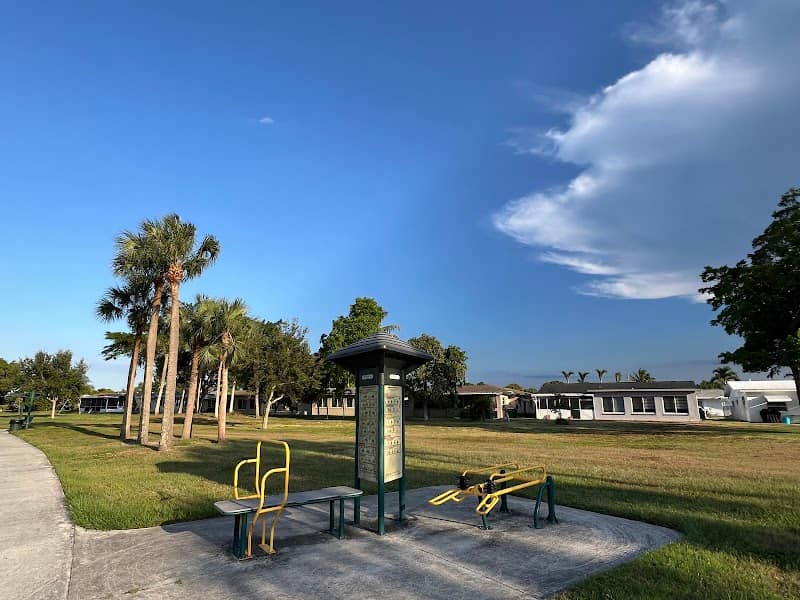 Mainlands Park - Image 2