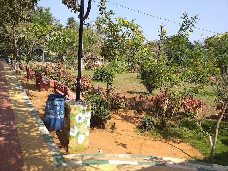 Krishnapuram Park - Image 1