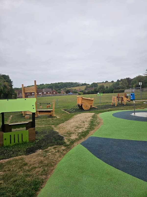 Bourdillon Field - Image 1
