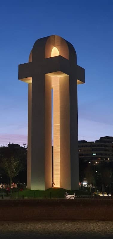 Union Monument - Image 2
