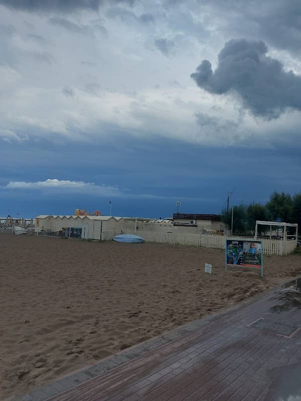 Spiaggia libera - Image 1