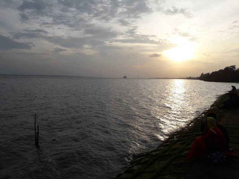 Diamond Harbour Choto Nodir Paar - Image 1