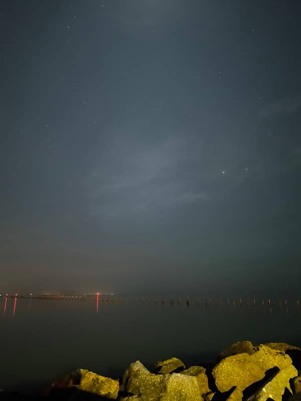 Viewing Area - Image 1