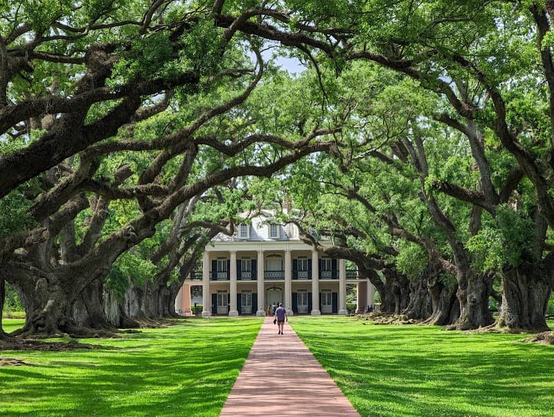 Oak Alley Plantation - Image 1