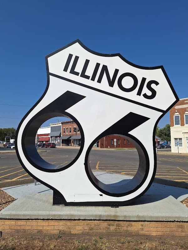 Route 66 Illinois big sign - Image 2