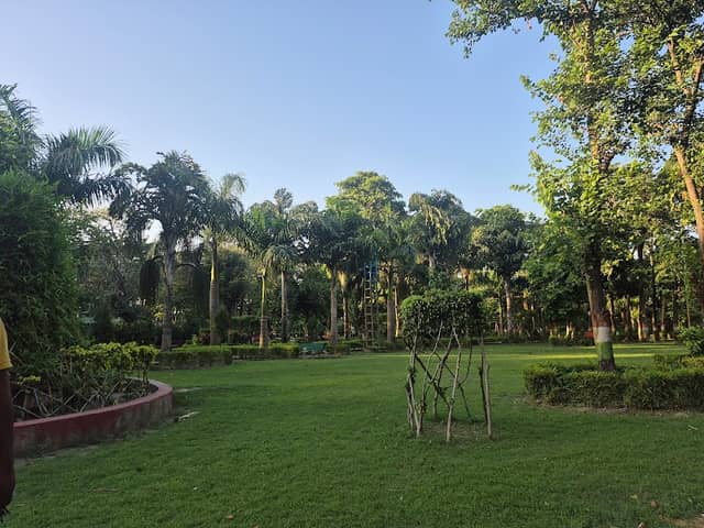 Kalindi Kunj Park - Image 1