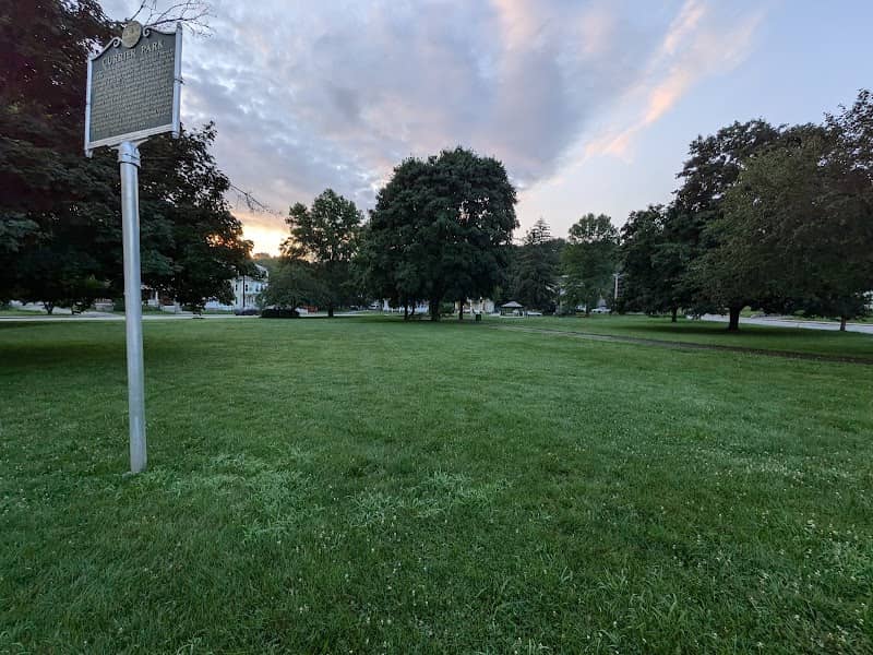 Currier Park Historic District - Image 2