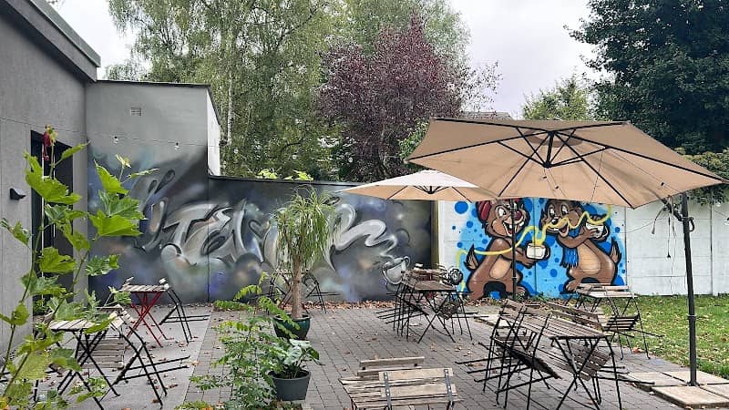 Ütelier-Mural by Beni Veltum - Image 1